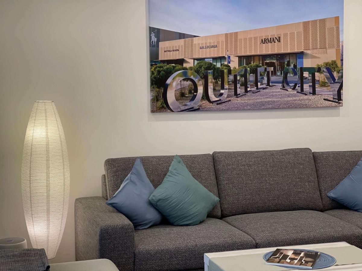 Ferienwohnung Outletcity Метцинген Экстерьер фото