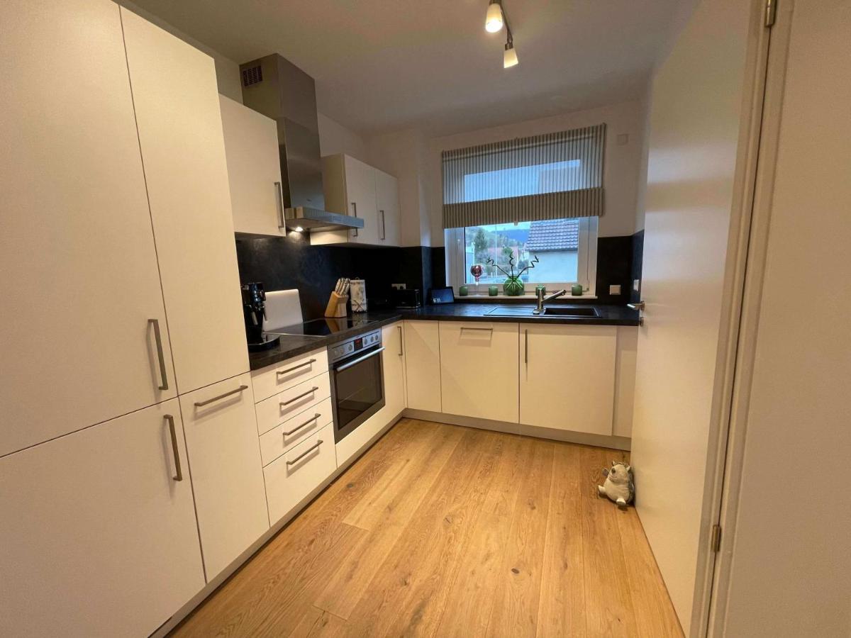 Ferienwohnung Outletcity Метцинген Экстерьер фото